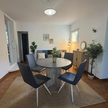Petite Maison Independante